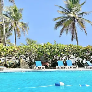 ocean-breeze-heated-pool-and-beach-access-in-condado.top-hotels-puertorico.com/